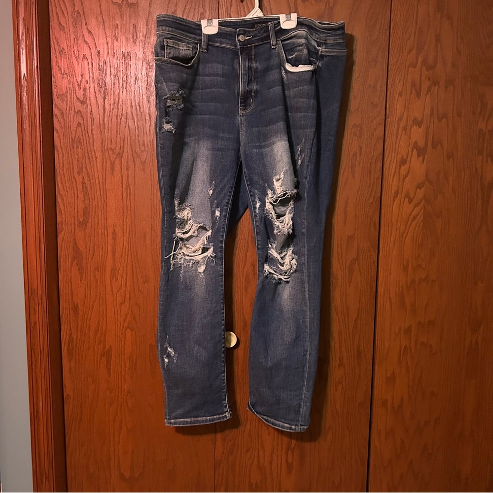 Judy Blue Relaxed Distressed Denim